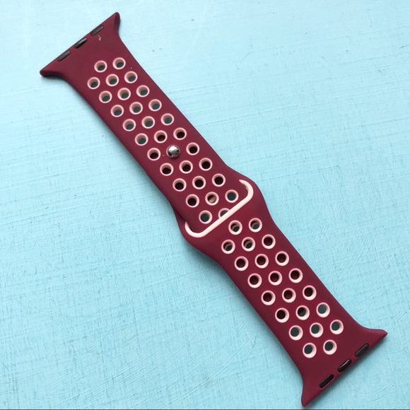 5/$20 NEW Maroon Pink Holes Silicone Sport Band Apple Watch 44/45/49 mm S/M - Picture 3 of 9